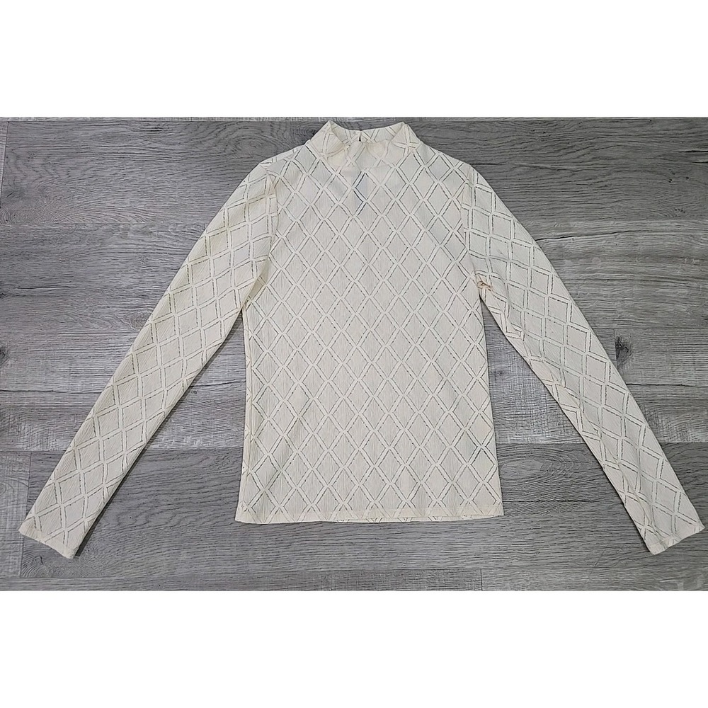 Red By BKE Mock Neck Yellow Lace Long Sleeve Top Women's Size Medium NWT‎